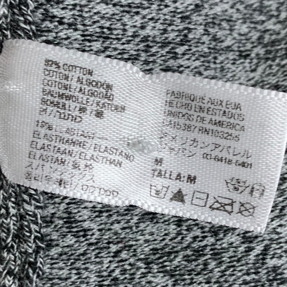 Gray Sweathart Knit Crop Top, size M - Picture 4 of 4